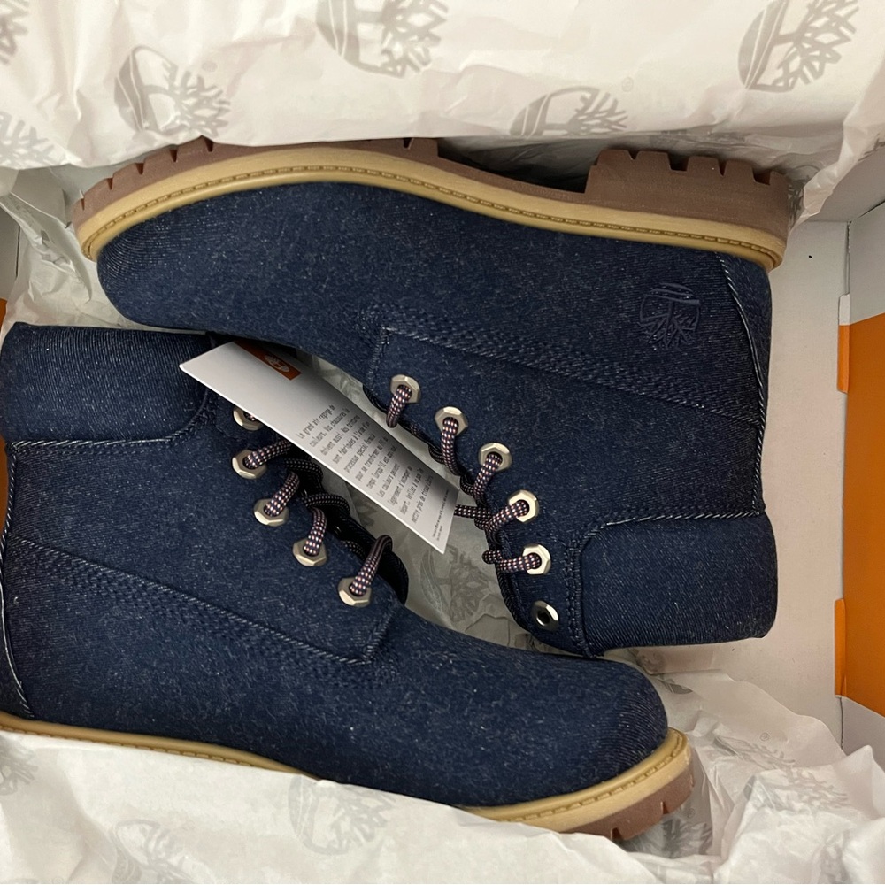 Timberland Women's 6 in Premium Waterproof Boot